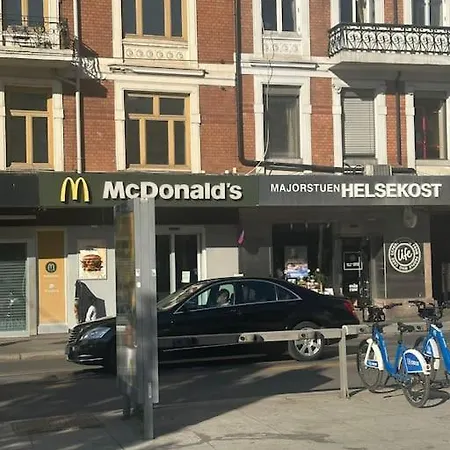 35m2 In Central 아파트